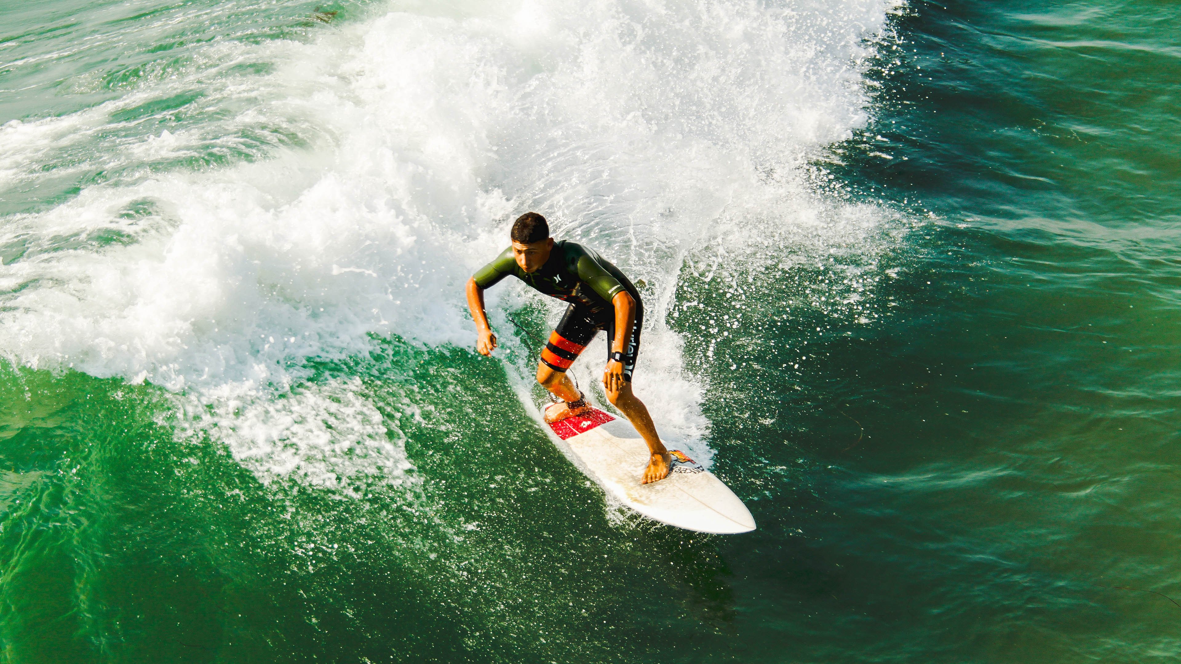团队配合诠释完美攻防，高效的团队配合