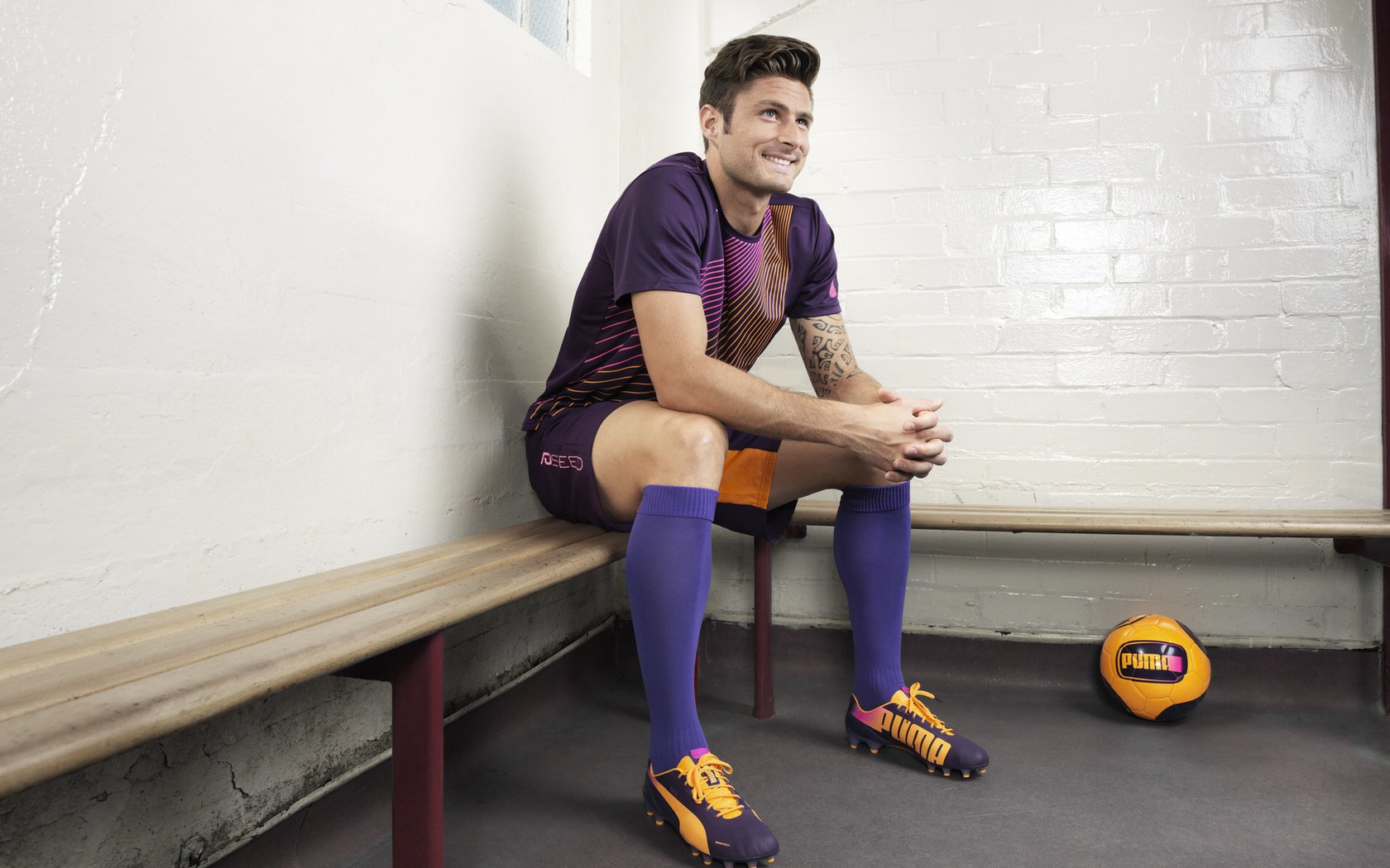 阿伦·斯密斯：全黑队反击中的关键人物，快速启动进攻系统，阿伦斯集锦